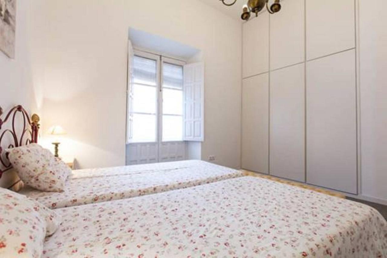 סביליה Apartamentos Rg Arenal חדר תמונה
